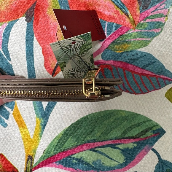 Badgley Mischka Taupe Quilted Wallet - Picture 4 of 8